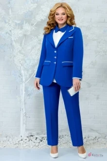 Брючный костюм Нинель Шик 5862 василек+белый