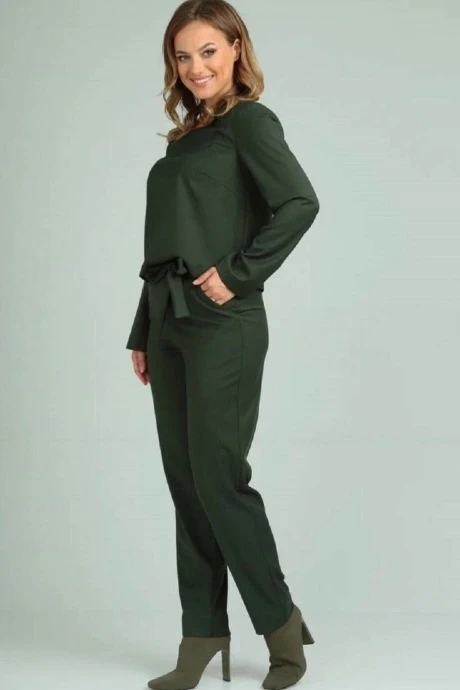 Брючный костюм Такка плюс 22-151/2 цвет темного леса (двойка) #1