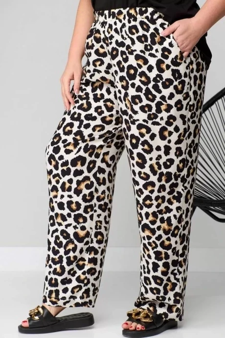 Брюки SOVA 11140 леопард основа у ткани молочная. #1
