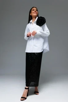 Юбочный костюм Ларс Стиль 854 брошь