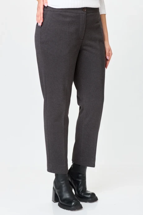 Брюки БелЭльСтиль 586 коричневый гусек #1