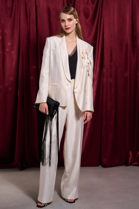 Брючный костюм Lokka 1744 молочный тройка #1