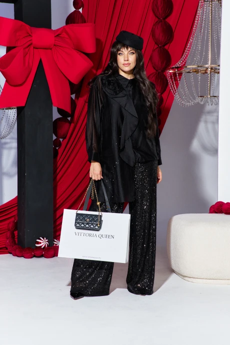 Брючный костюм *Распродажа Vittoria Queen 26853 черный тройка #1