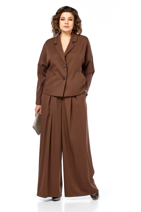 Брючный костюм Diamant 2148 коричневый #1