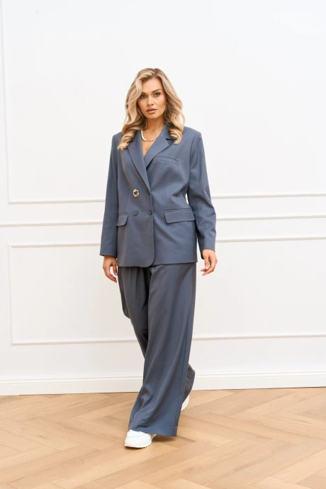 Брючный костюм AMUARt 1063 серый #1