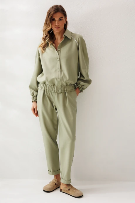 Брючный костюм Ларс Стиль 1215 оливковый двойка #1