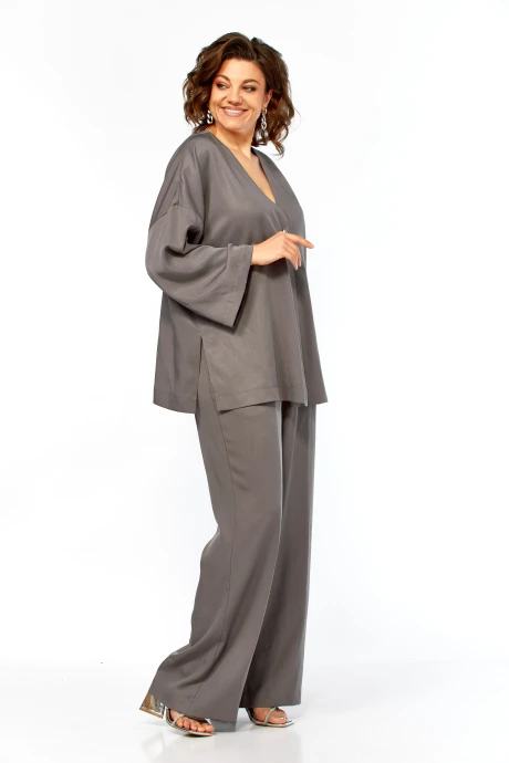 Брючный костюм Diamant 2164 серый #1